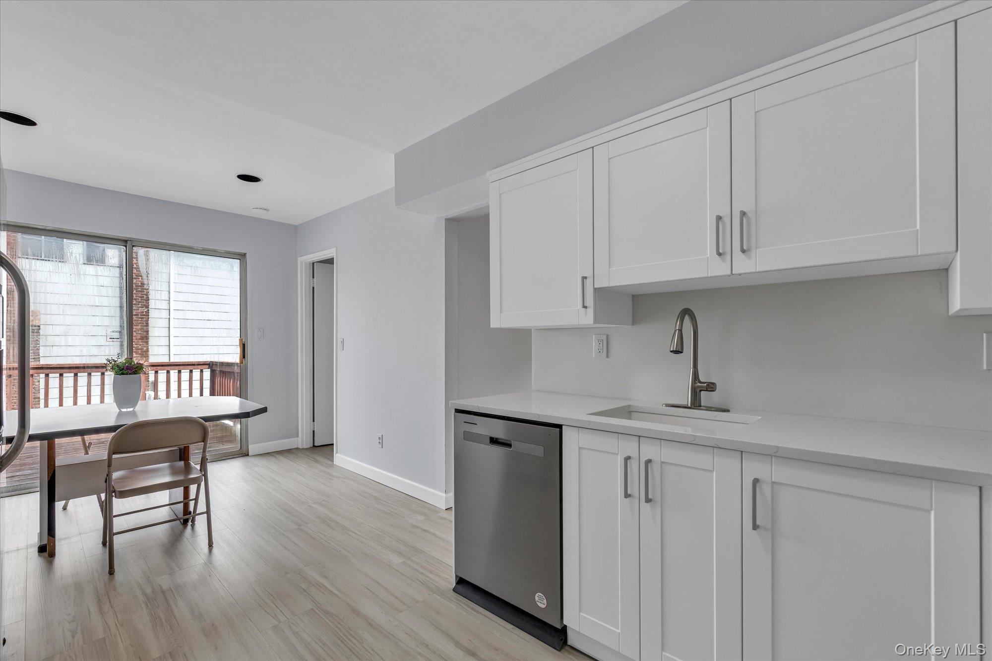 2461 Merrick Avenue Merrick, NY 11566 - Photo 8 of 30