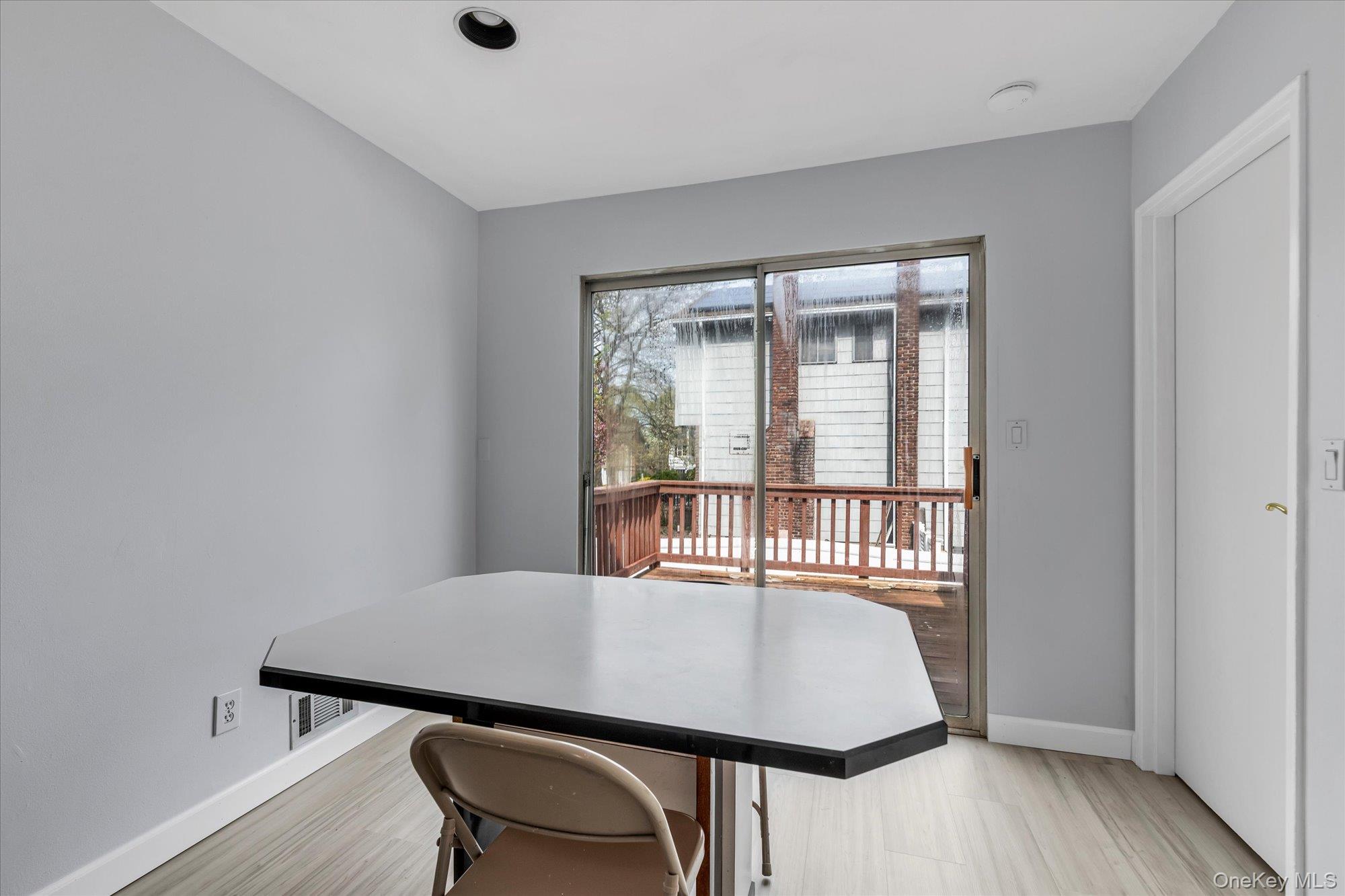 2461 Merrick Avenue Merrick, NY 11566 - Photo 9 of 30