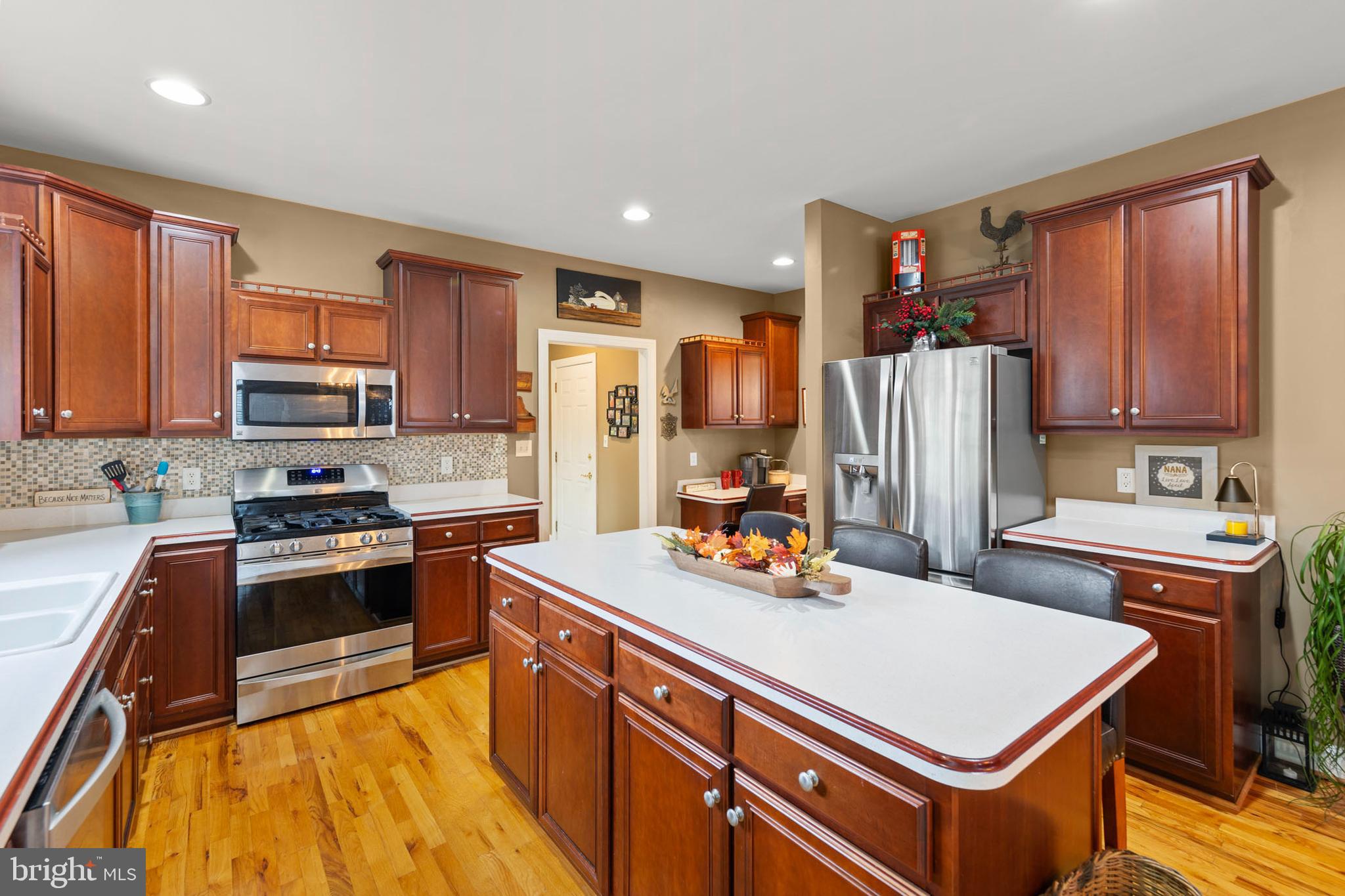 117 Cool Spring Drive Stephens City, VA 22655 - Photo 18 of 60 Gas cooking