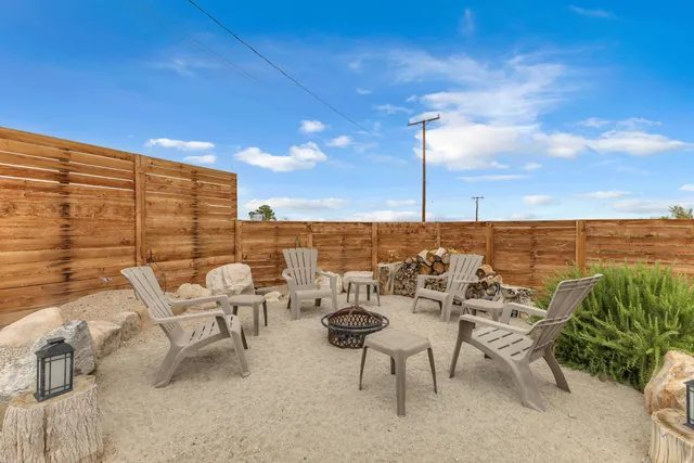 $274,499 | 7412 Maude Adams Avenue, Twentynine Palms, CA 92277