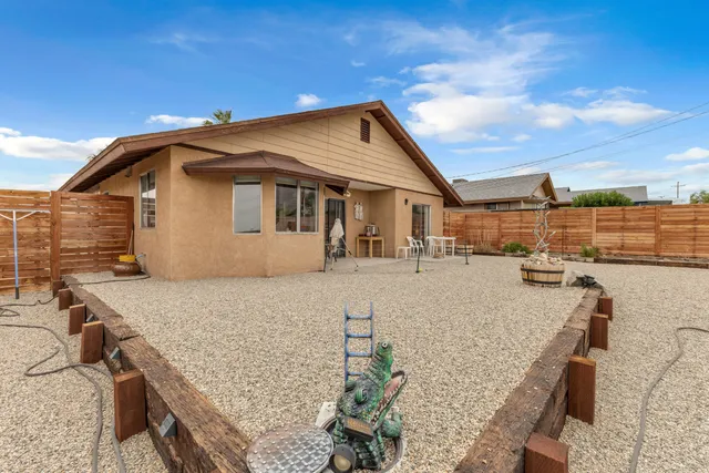 $274,499 | 7412 Maude Adams Avenue, Twentynine Palms, CA 92277