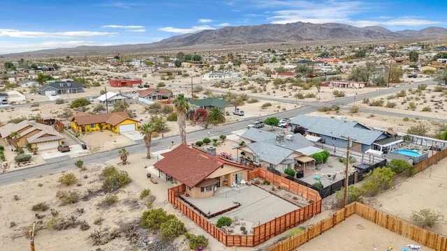 $274,499 | 7412 Maude Adams Avenue, Twentynine Palms, CA 92277