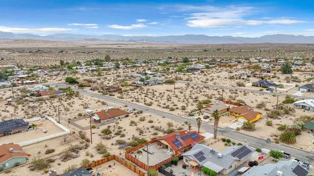 $274,499 | 7412 Maude Adams Avenue, Twentynine Palms, CA 92277