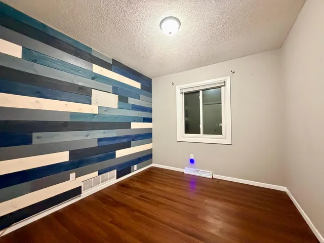 $344,900 | 208 Northwest 3rd Street, Forest Lake, MN 55025