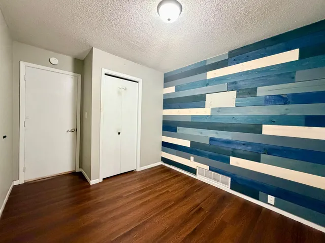 $344,900 | 208 Northwest 3rd Street, Forest Lake, MN 55025