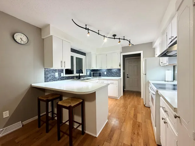 $344,900 | 208 Northwest 3rd Street, Forest Lake, MN 55025