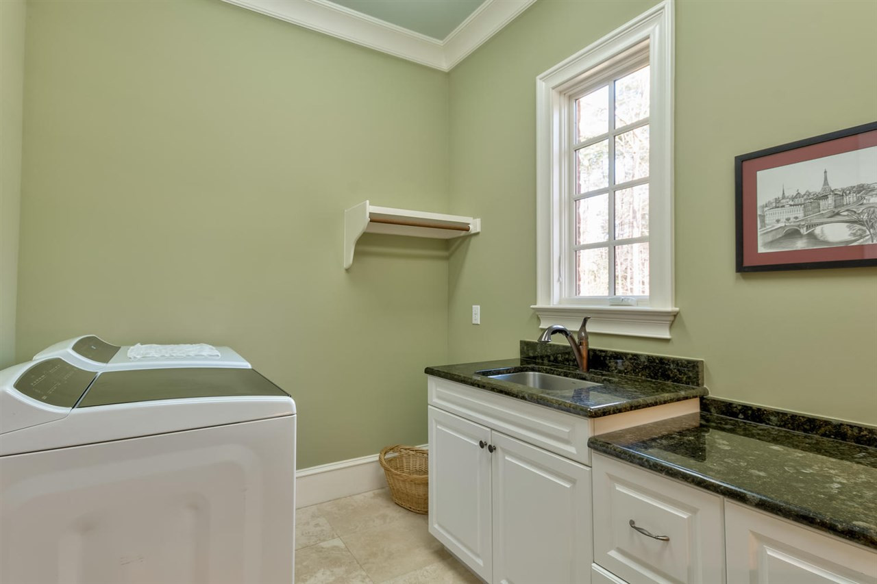 12416 Moriah Way Raleigh, NC 27614 - Photo 24 of 30 Laundry