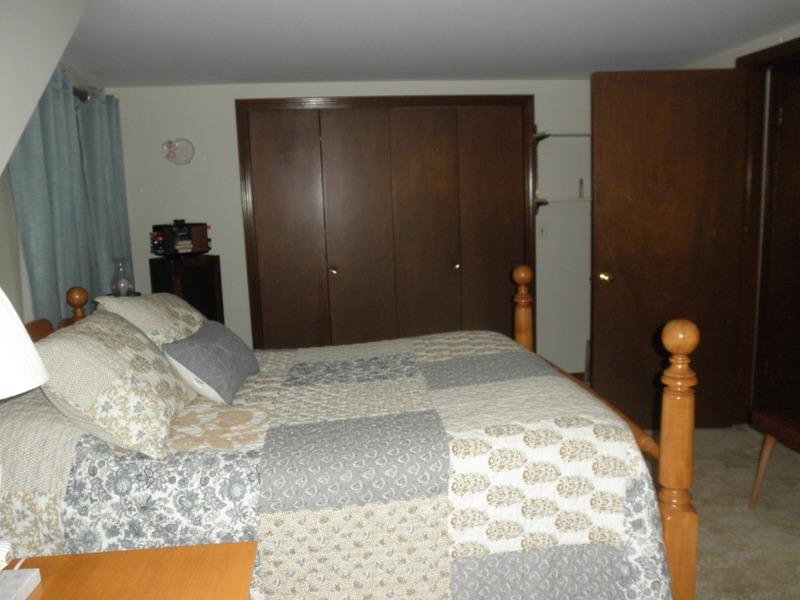 1891 South Lisbon Road Lewiston, ME 04240 - Photo 21 of 37 18- Bedroom 3
