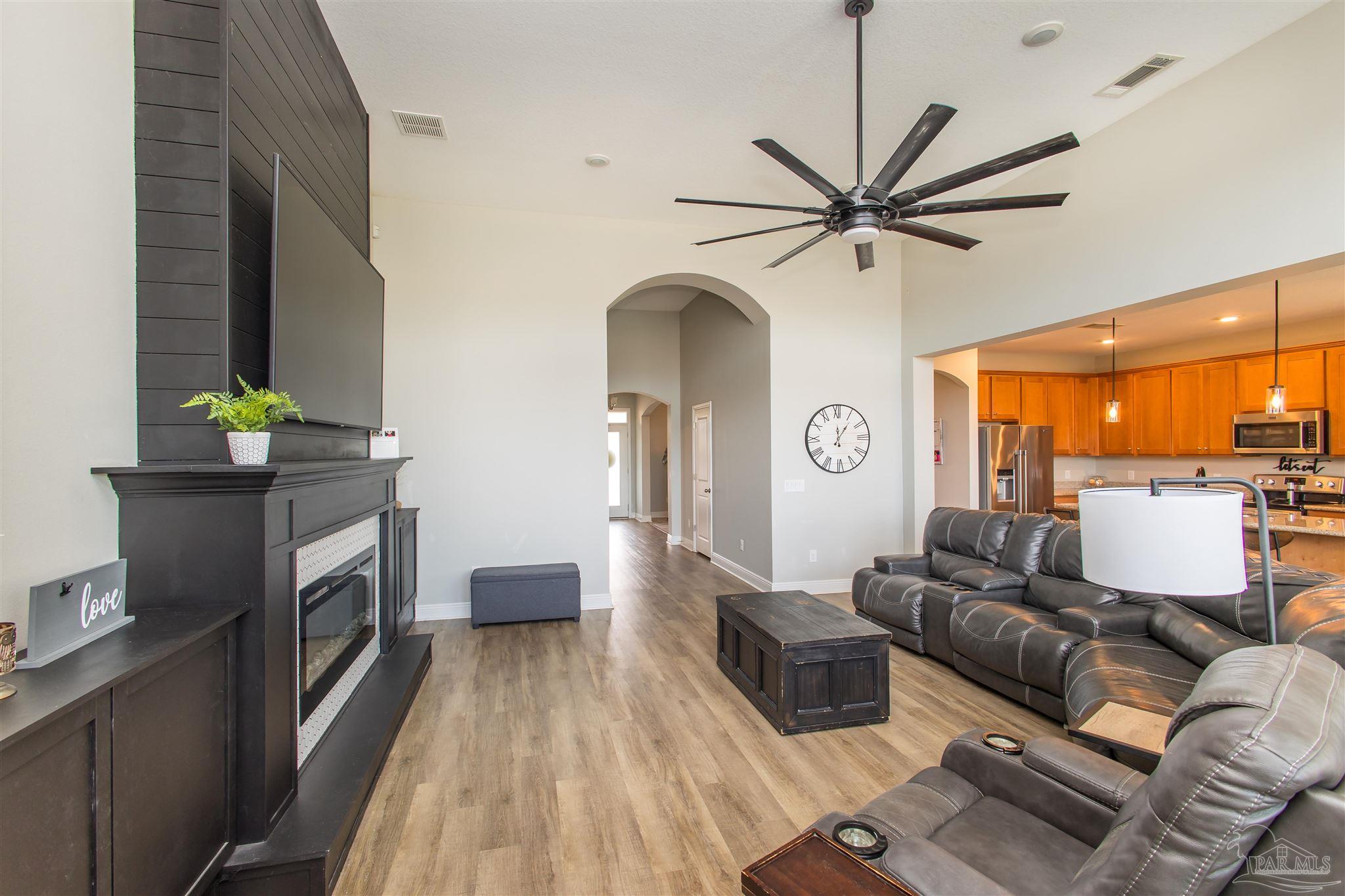 358 Nowak Road Cantonment, FL 32533 - Photo 8 of 50