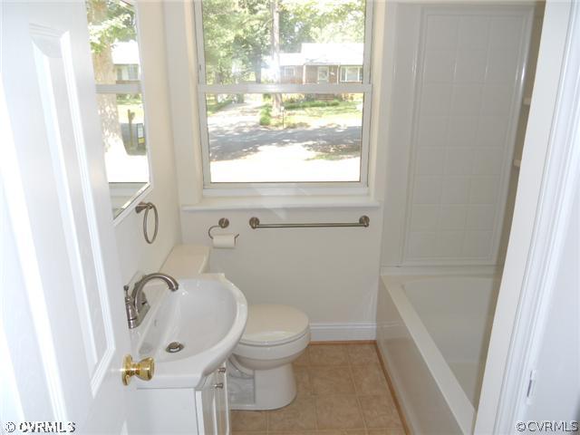 919 Rutherford Road Richmond, VA 23225 - Photo 5 of 8 Other - full bath