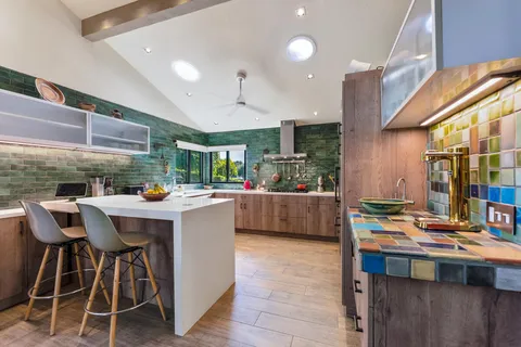 $1,095,000 | 555 Camino De La Aldea, Santa Barbara, CA 93111