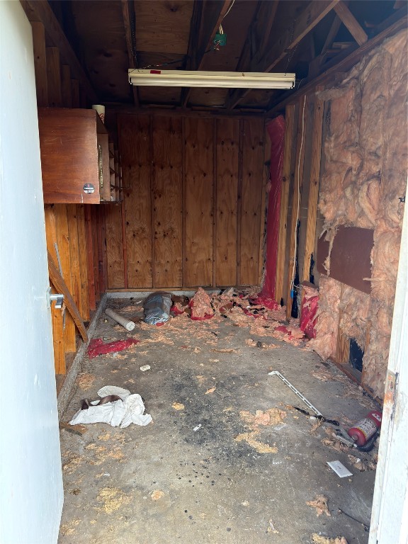 619 Burke Road Pasadena, TX 77506 - Photo 13 of 23 ROOM THAT IS ATTACHED TO STUDIO ROOM