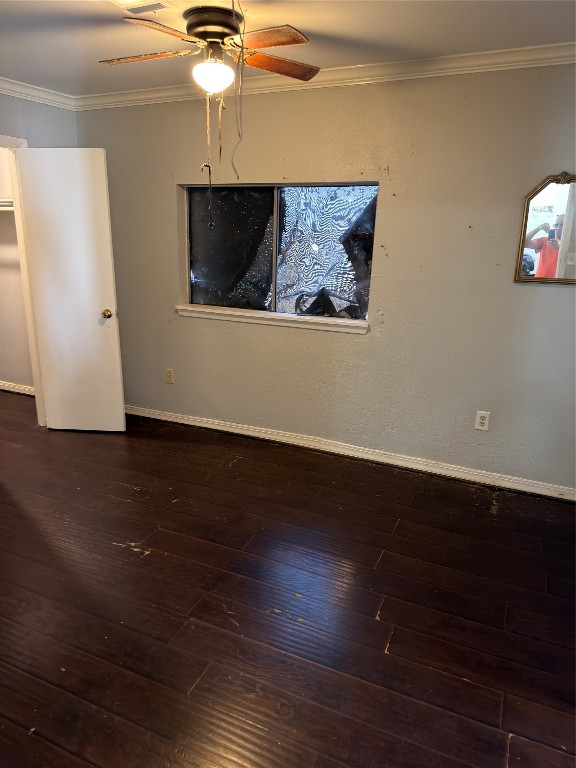 619 Burke Road Pasadena, TX 77506 - Photo 4 of 23 PRIMARY BEDROOM