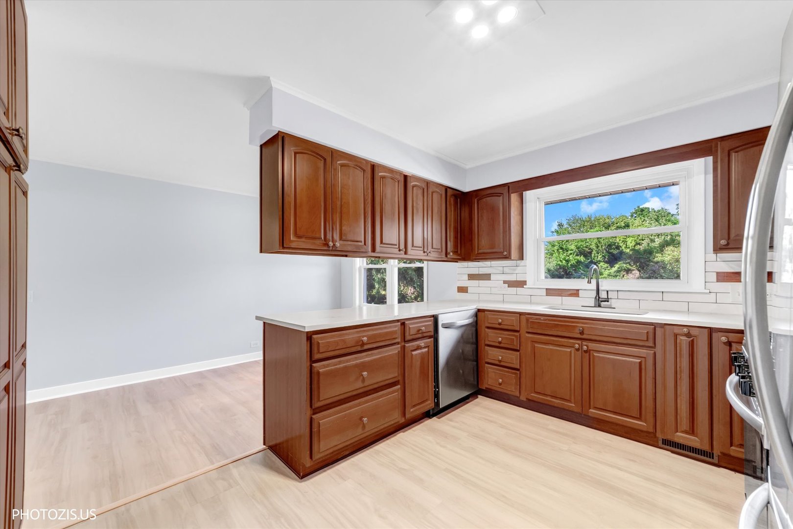 7056 Osage Road Long Grove, IL 60060 - Photo 5 of 32 Gallery Image 5