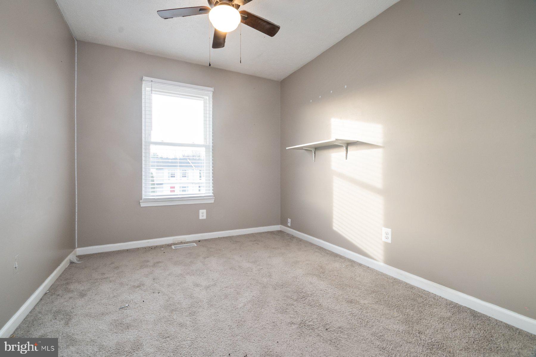 3902 Hunt Harbor Road Middle River, MD 21220 - Photo 15 of 25