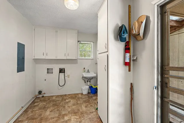 $1,775,000 | 3511 Wyldwood Road, Austin, TX 78739