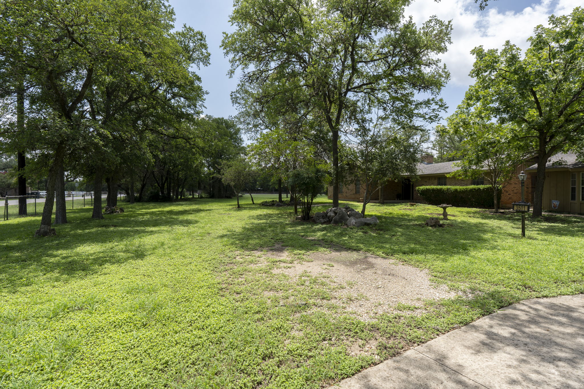 3511 Wyldwood Road Austin, TX 78739 - Photo 5 of 40 View of yard