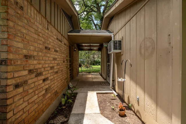 $1,775,000 | 3511 Wyldwood Road, Austin, TX 78739