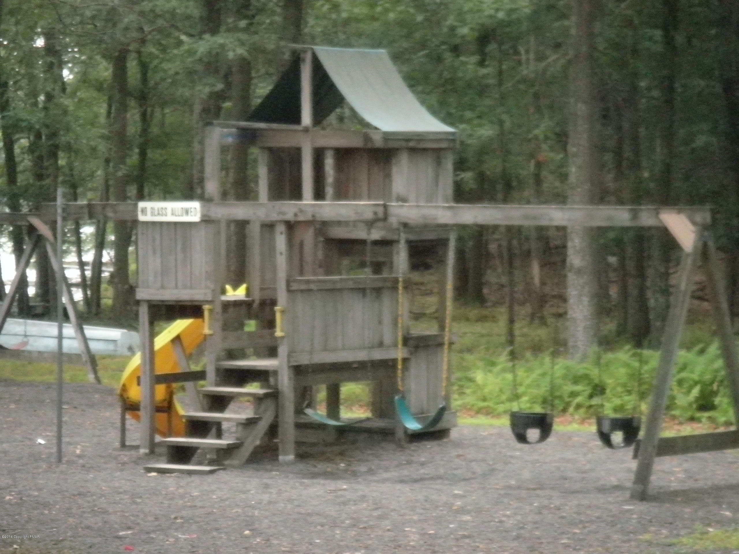 84 West Chipmunk Road Bushkill, PA 18324 - Photo 19 of 26 association play set