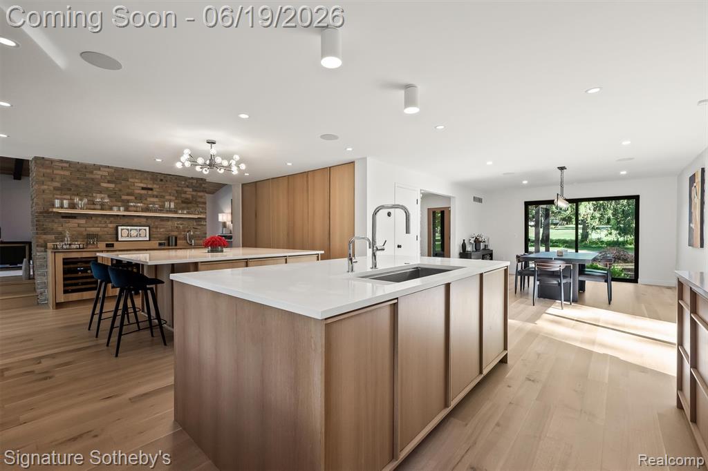 4340 Charing Cross Road Bloomfield Hills, MI 48304 - Photo 7 of 33