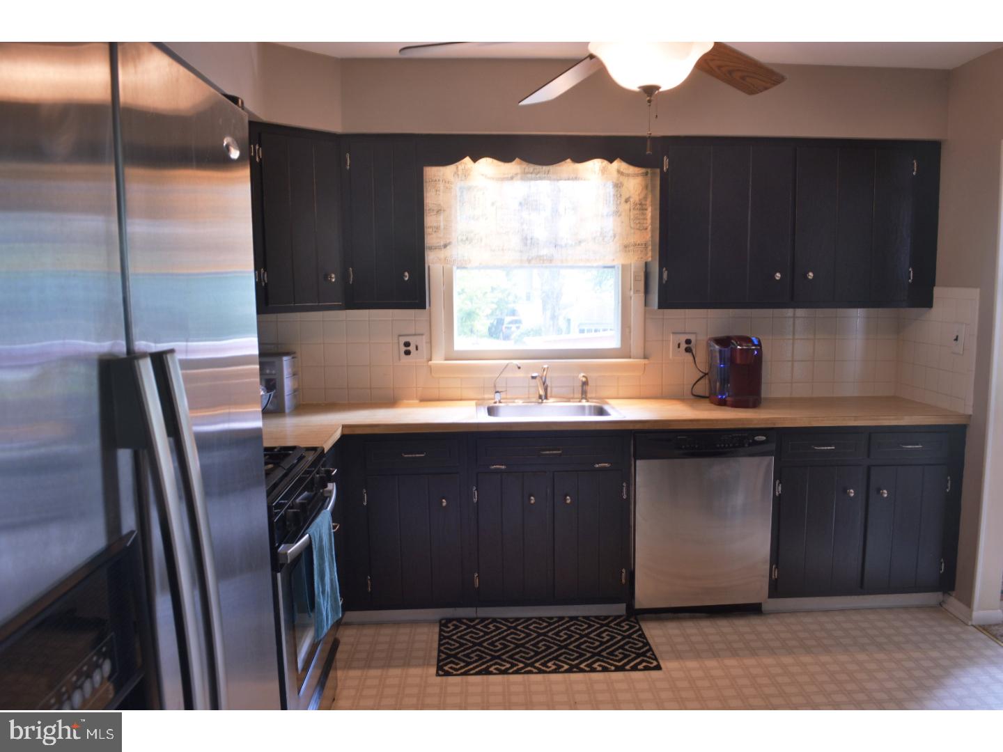 210 Union Avenue Delanco, NJ 08075 - Photo 8 of 20 Kitchen