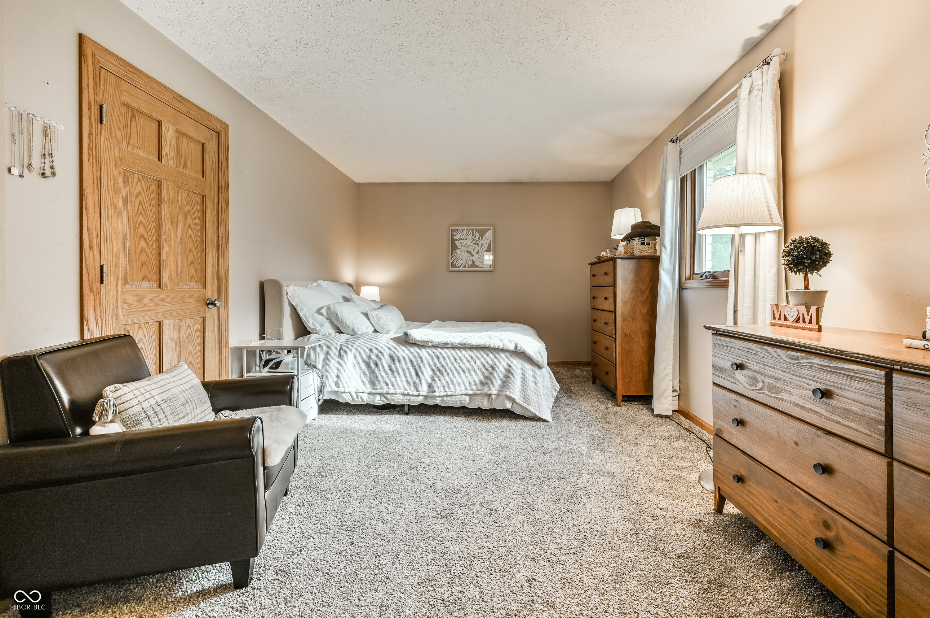 625 Valley Way Road Greenwood, IN 46142 - Photo 18 of 29 Gallery Image 18