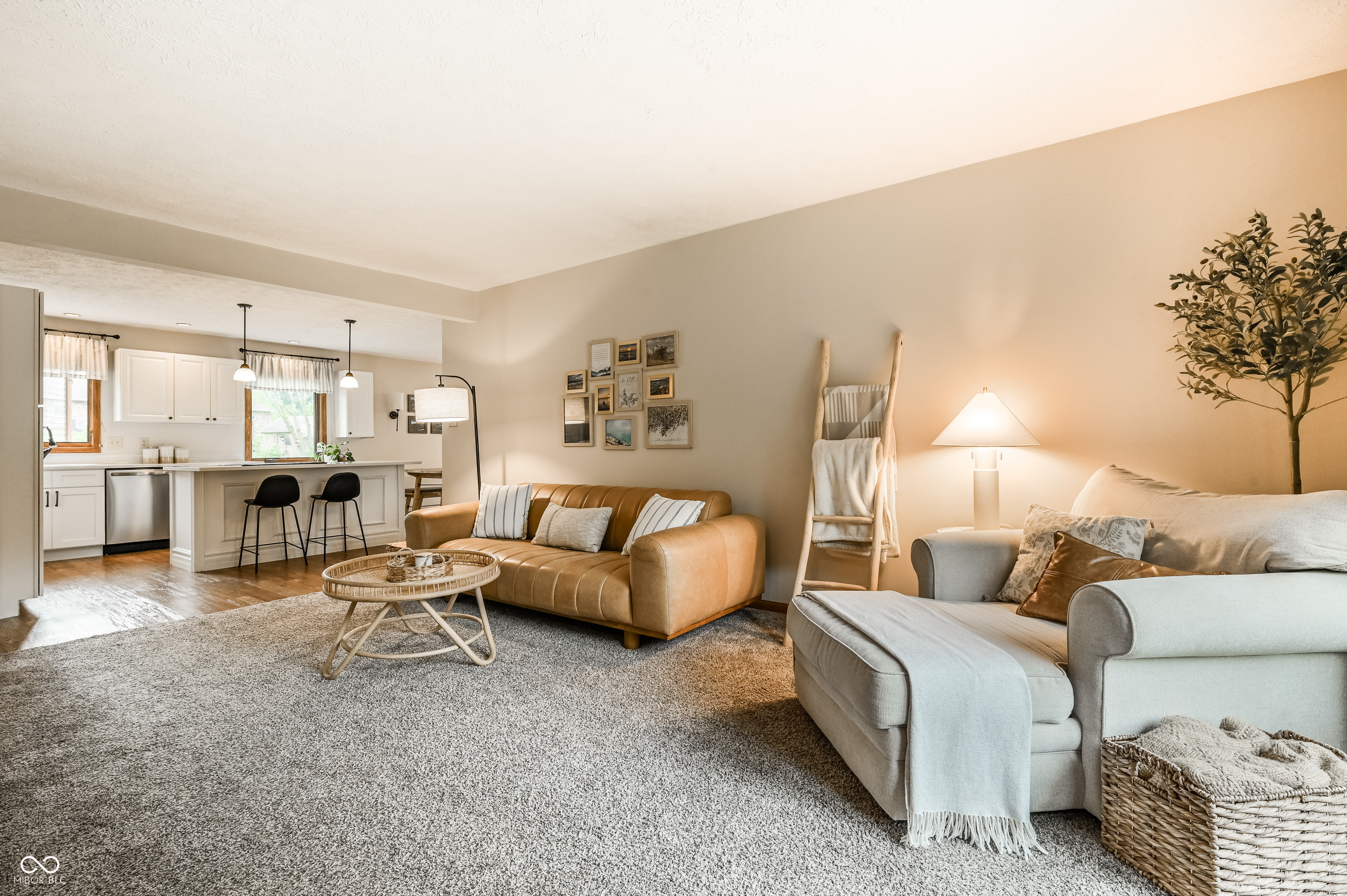 625 Valley Way Road Greenwood, IN 46142 - Photo 5 of 29 Gallery Image 5
