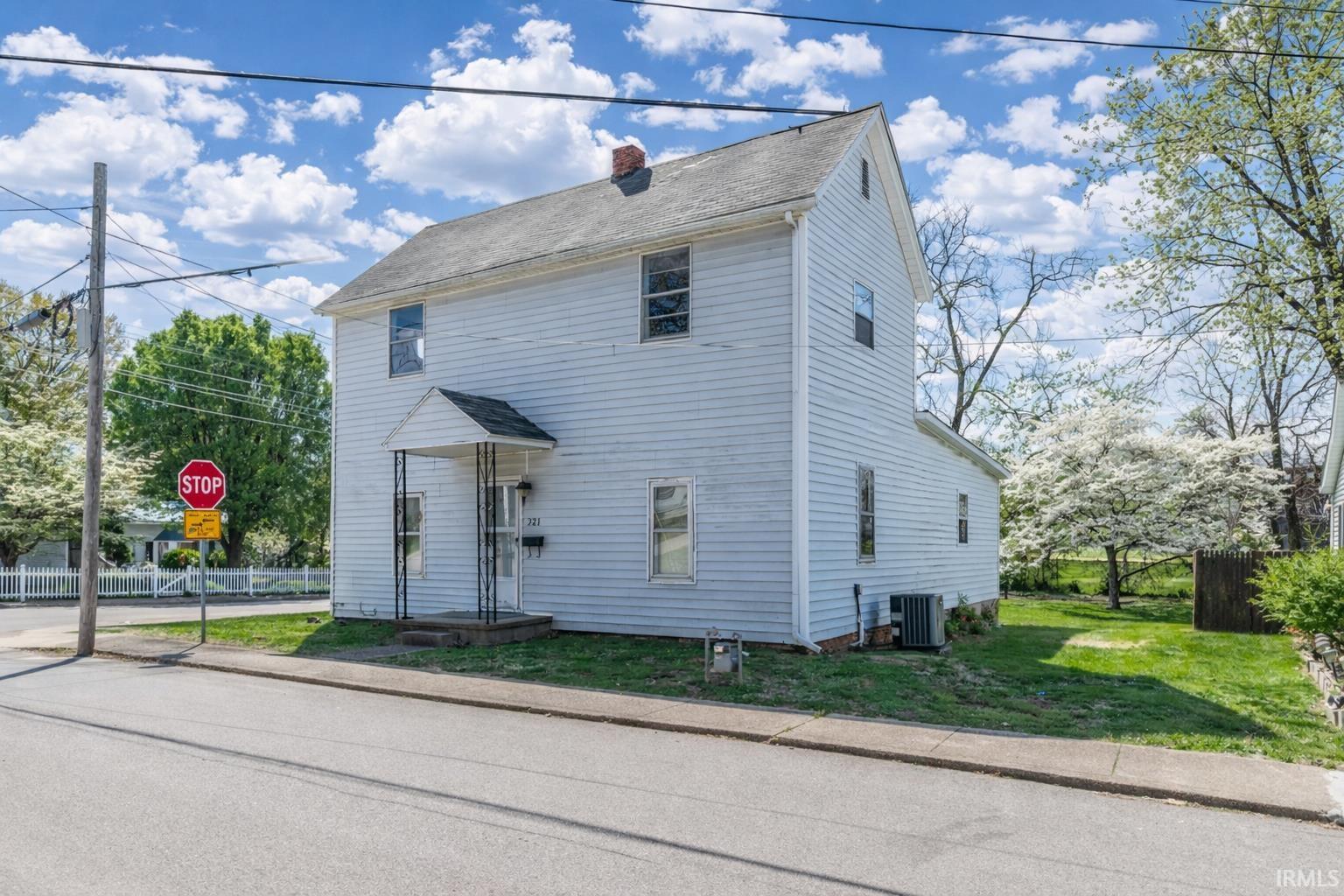 321 East Chestnut Street Boonville, IN 47601 - Photo 1 of 26