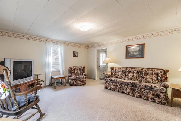 $124,900 | 321 East Chestnut Street, Boonville, IN 47601