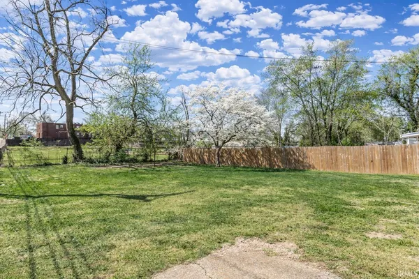 $124,900 | 321 East Chestnut Street, Boonville, IN 47601