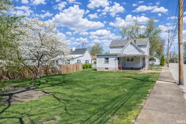 $124,900 | 321 East Chestnut Street, Boonville, IN 47601