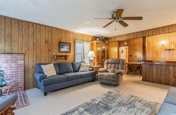 $124,900 | 321 East Chestnut Street, Boonville, IN 47601