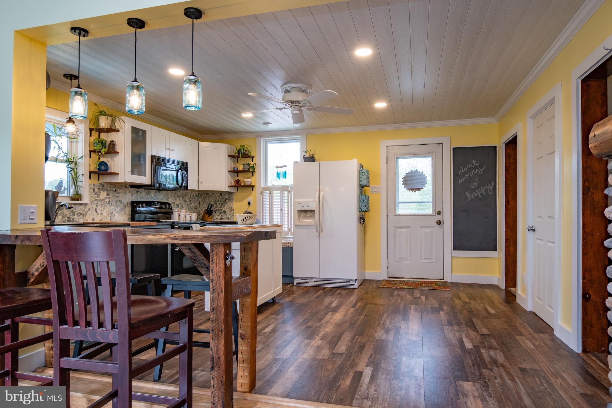 4785 East Prospect Road York, PA 17406 - Photo 9 of 80 Gallery Image 9