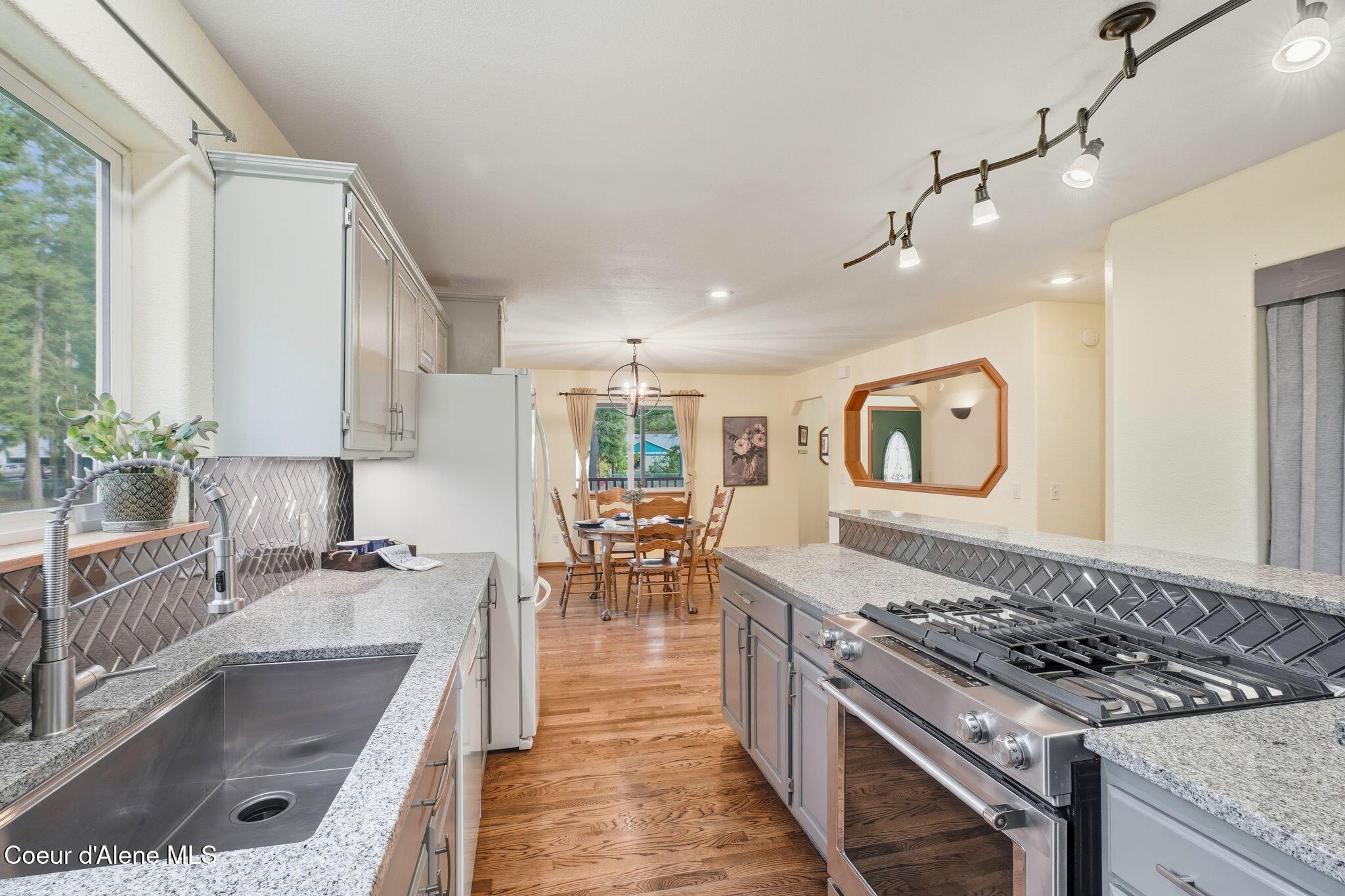 5100 West Golden Avenue Rathdrum, ID 83858 - Photo 12 of 34 Kitchen