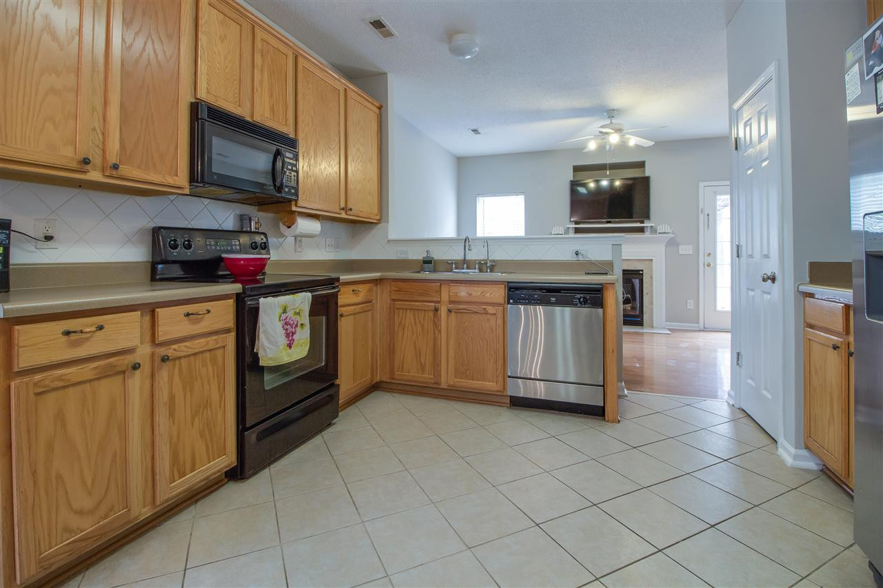 4437 Cardinal Grove Boulevard Raleigh, NC 27616 - Photo 4 of 22 Photo 6