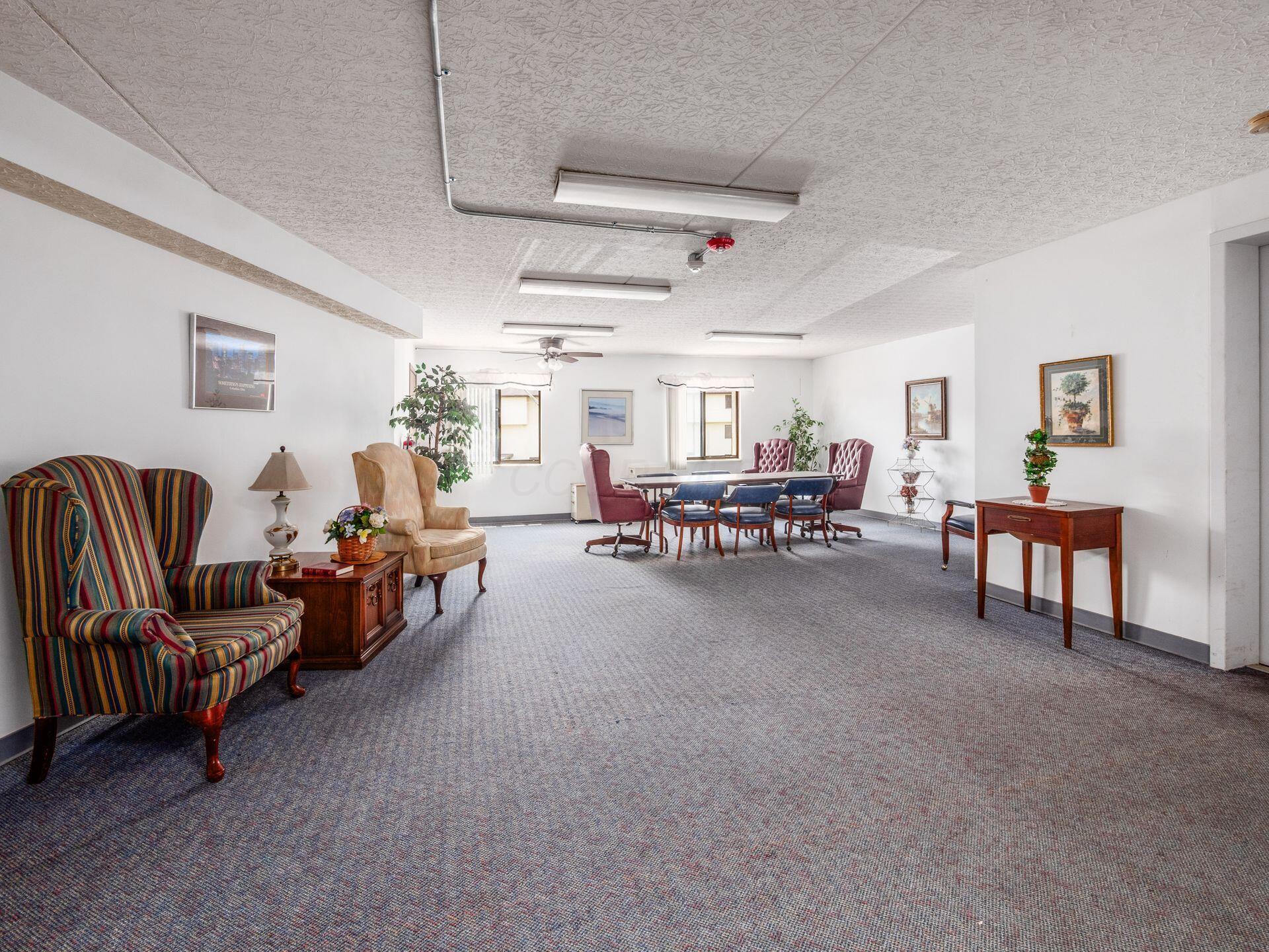 3967 Karl Road, Unit 217 Columbus, OH 43224 - Photo 26 of 31 Common area
