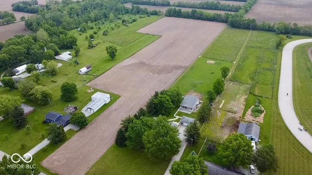 $220,000 | 8202 South 300 East, Markleville, IN 46056