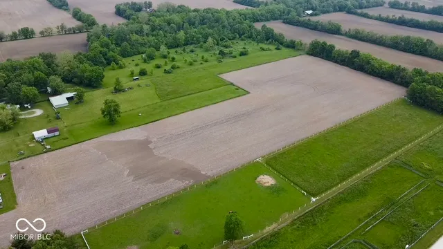 $220,000 | 8202 South 300 East, Markleville, IN 46056