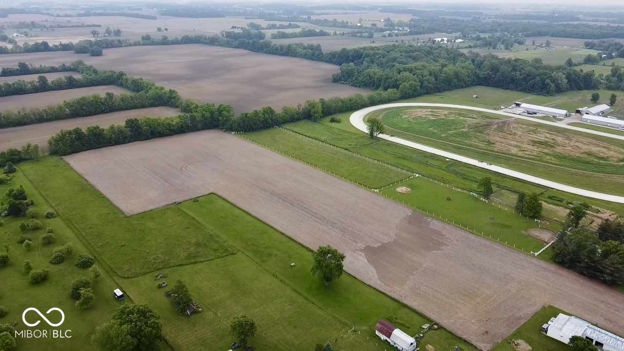 8202 South 300 East Markleville, IN 46056 - Photo 2 of 19