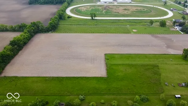 $220,000 | 8202 South 300 East, Markleville, IN 46056