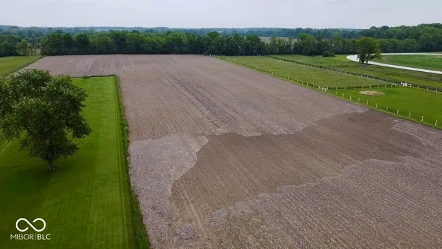 $220,000 | 8202 South 300 East, Markleville, IN 46056