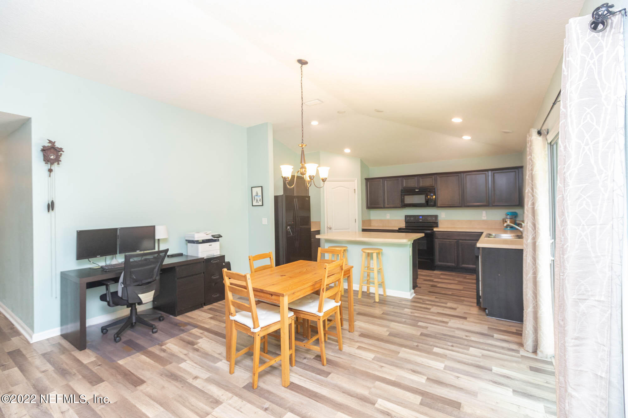 7317 Steventon Way Jacksonville, FL 32244 - Photo 3 of 15 Kitchen-Breakfast nook
