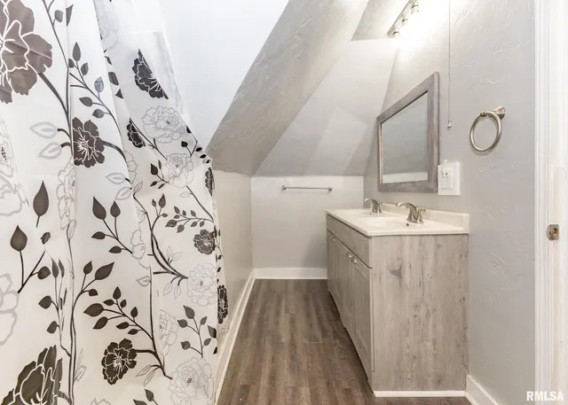 $165,000 | 326 North Vail Street, Geneseo, IL 61254