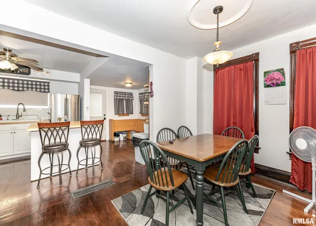 $165,000 | 326 North Vail Street, Geneseo, IL 61254