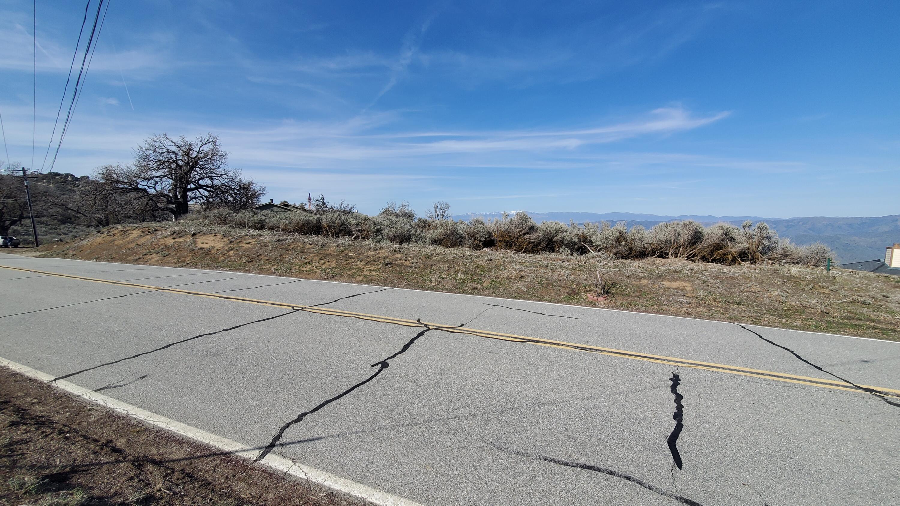25041 Jacaranda Drive Tehachapi, CA 93561 - Photo 20 of 30 20230405_162306