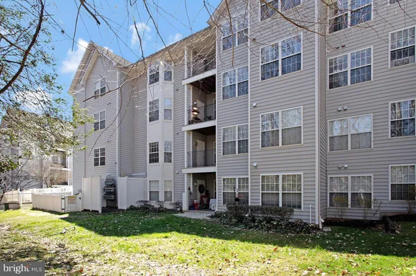 $335,000 | 2159 Scotts Crossing Court, Unit 201, Annapolis, MD 21401