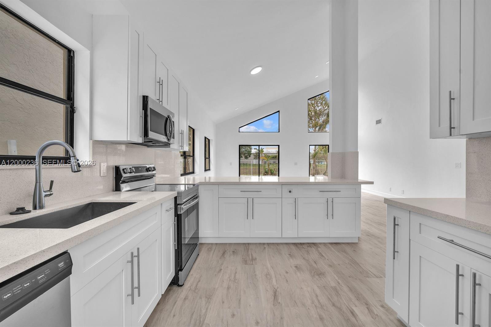 8694 Kimble Way, Unit 8694 Boca Raton, FL 33433 - Photo 9 of 19