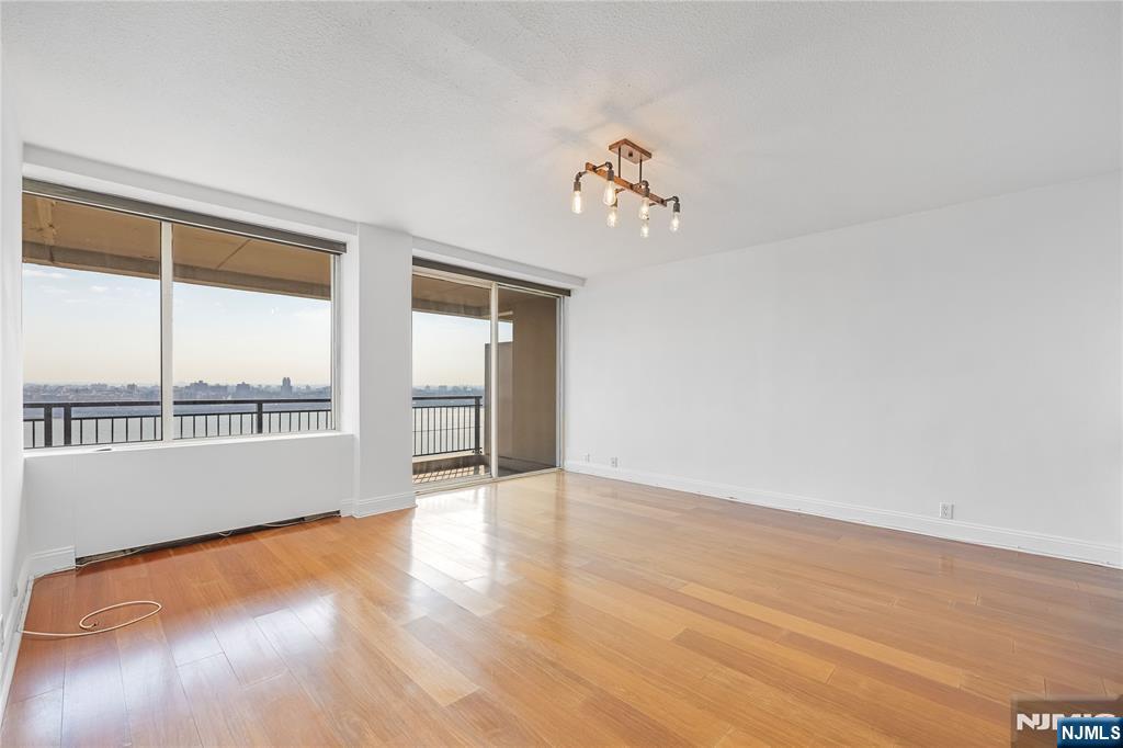 4 Horizon Road, Unit 1210 Fort Lee, NJ 07024 - Photo 12 of 29