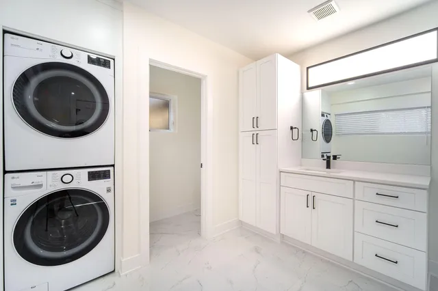 $1,599,000 | 34 Bay Drive, Key West, FL 33040