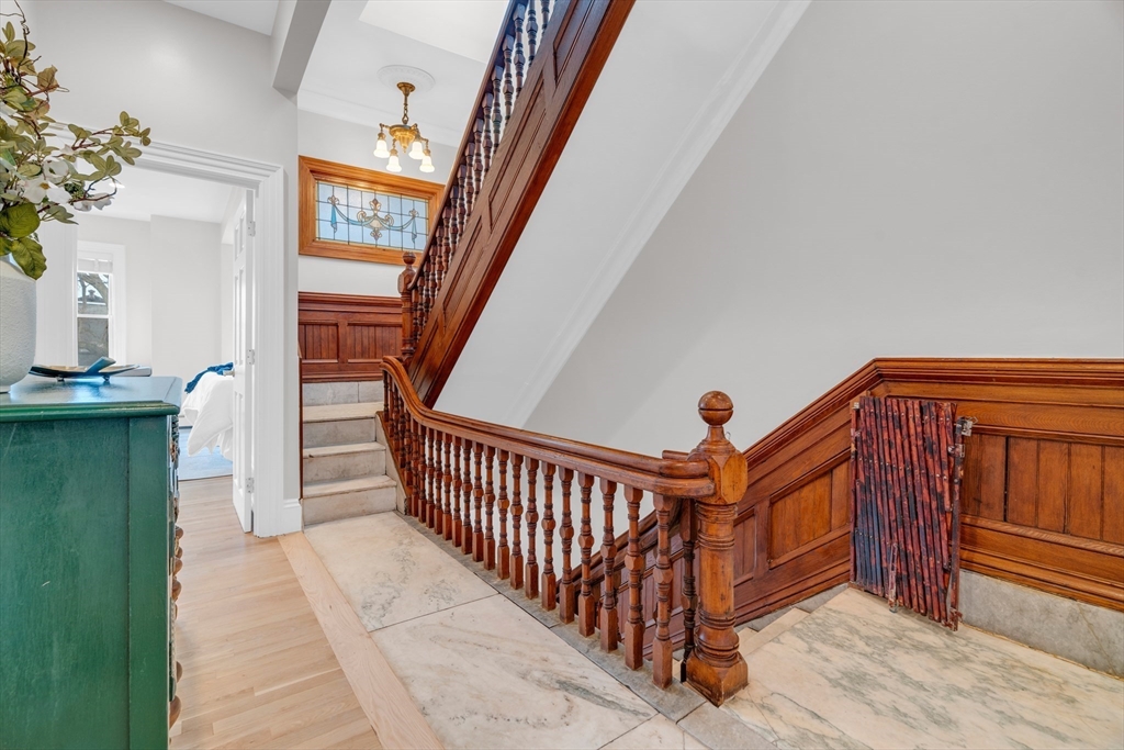 69 Rutland Street, Unit 3 Boston, MA 02118 - Photo 20 of 39 a view of a interior of the house